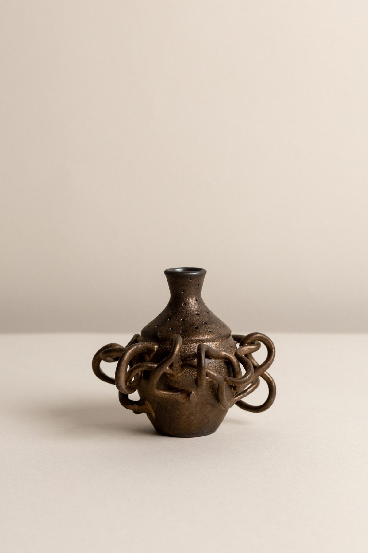 Petite Vase 11b, view 1