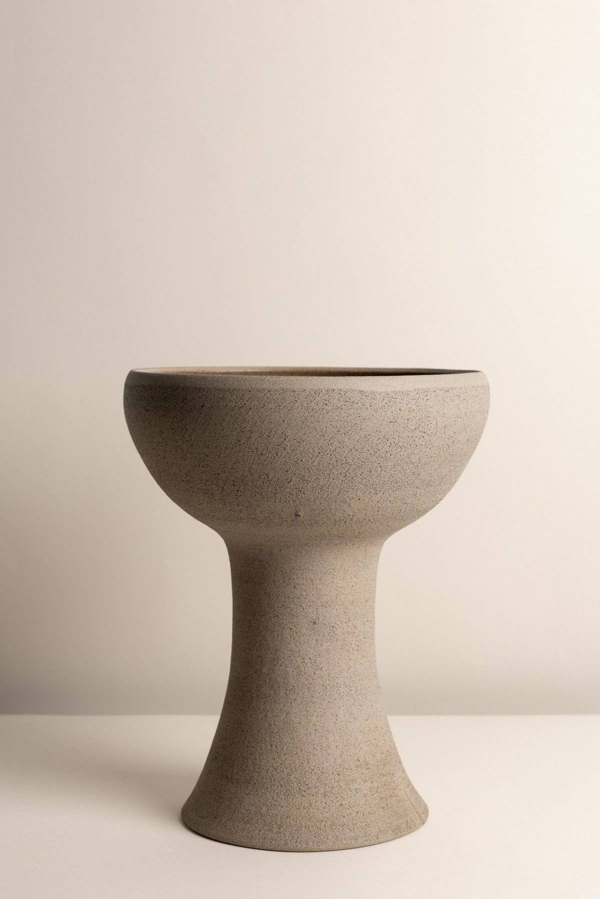 Louis Pedestal Bowl, XXL, view 1