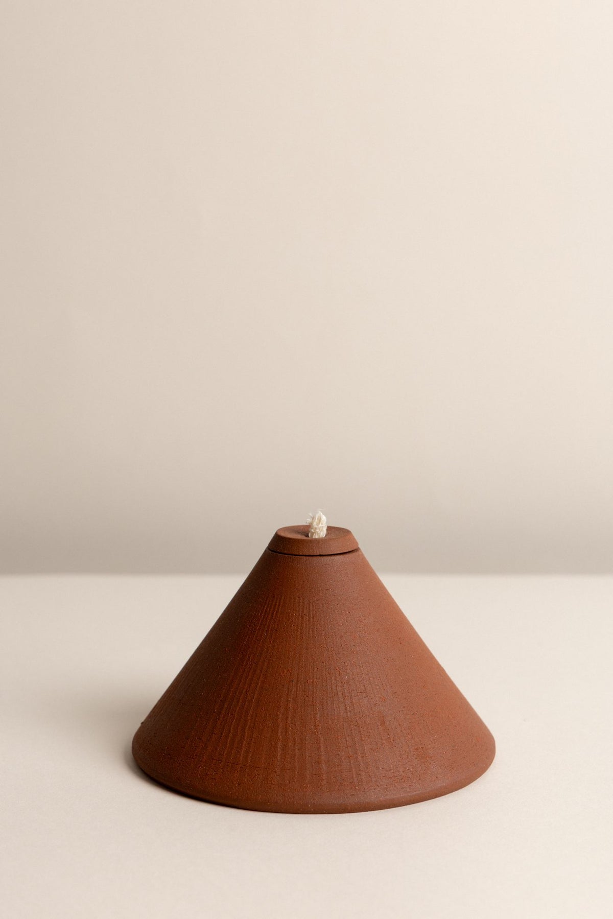 Beatrix Oil Burner, view 1