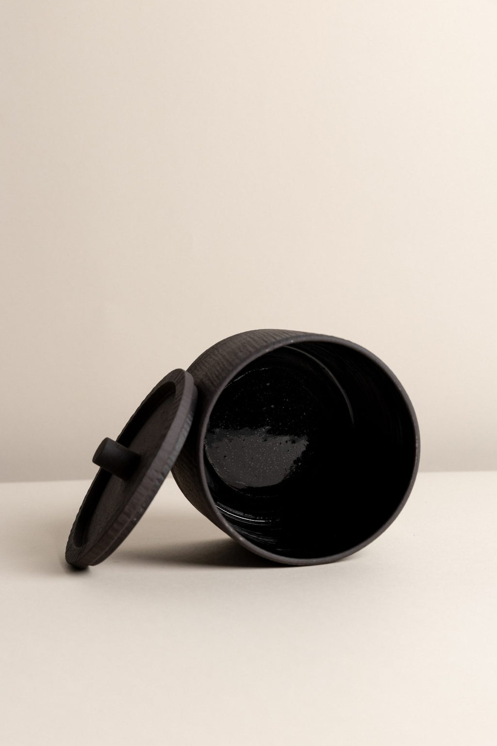 Levi Canister, Low, view 1