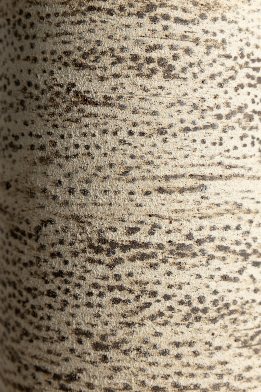 Leo Vase, view 3
