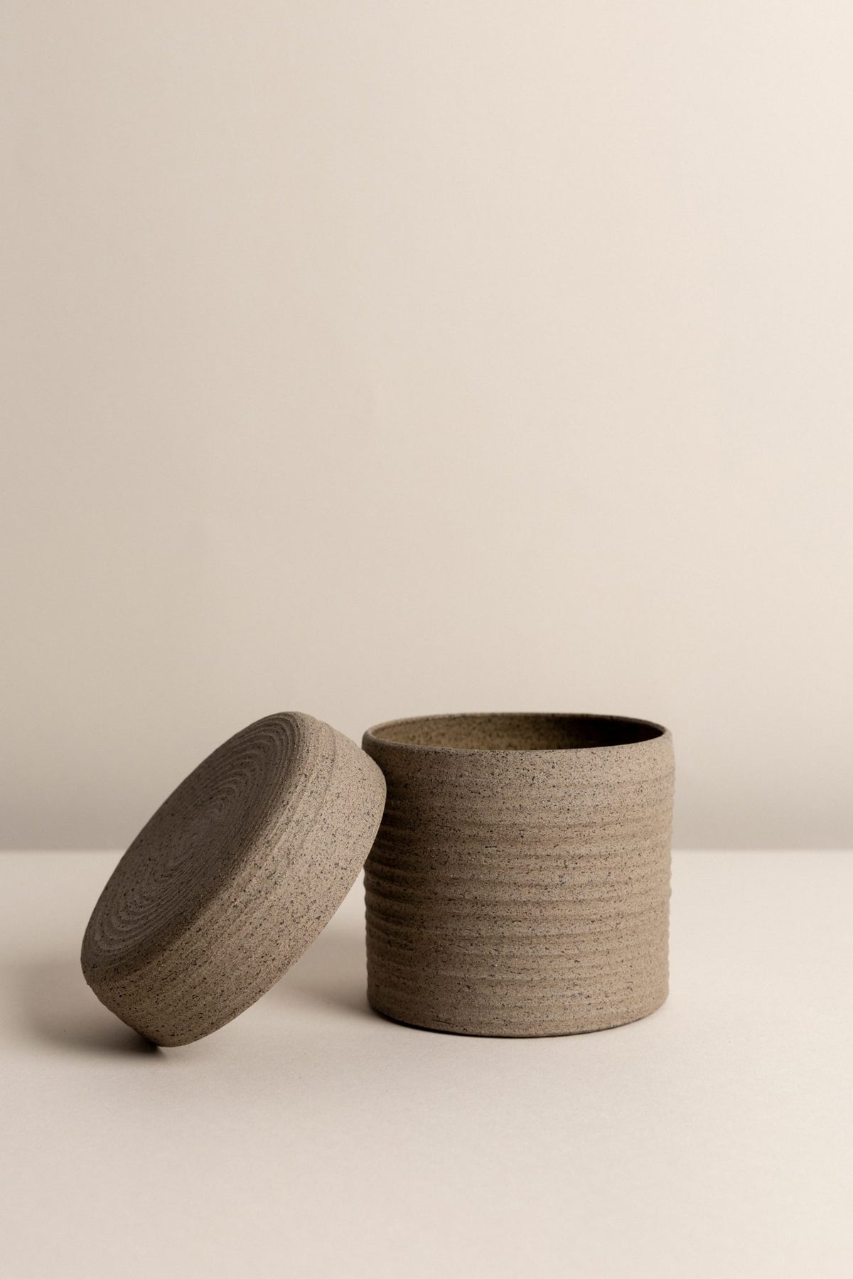 Hugo Canister, view 3